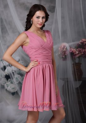 Mini-length Rose Pink Empire V-neck Dama Dresses