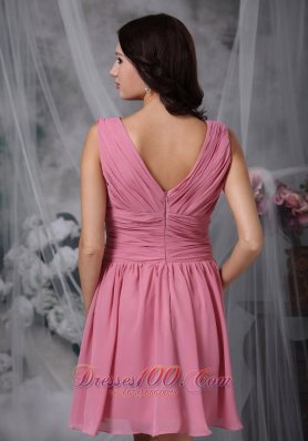 Mini-length Rose Pink Empire V-neck Dama Dresses