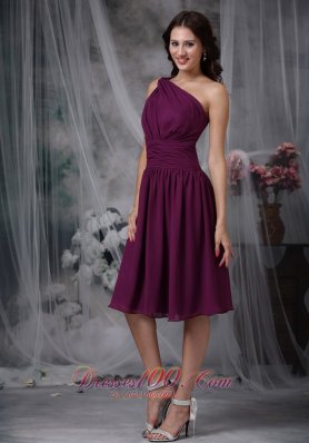 One Shoulder Purple Short Chiffon Bridesmaid Dama Dress