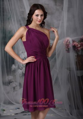 One Shoulder Purple Short Chiffon Bridesmaid Dama Dress