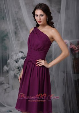 One Shoulder Purple Short Chiffon Bridesmaid Dama Dress