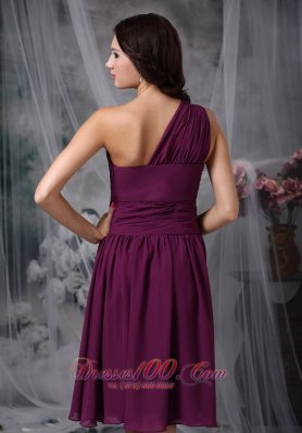 One Shoulder Purple Short Chiffon Bridesmaid Dama Dress