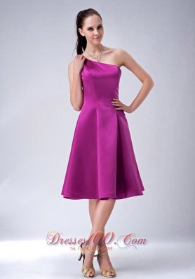 One Shoulder Fuchsia Satin Knee-length Dama Dresses