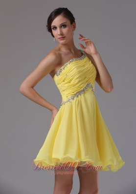 One Shoulder Yellow Beading Chiffon Prom Dama Dresses