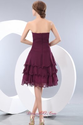 Layered Knee-length Burgundy Strapless Bridesmaid Dama Dress