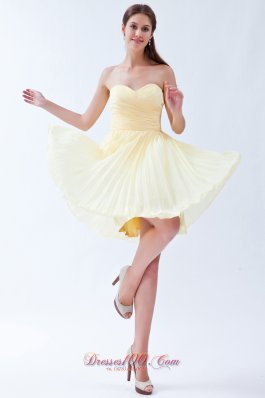 Pleated Light Yellow Empire Bridesmaid Dama Dresses