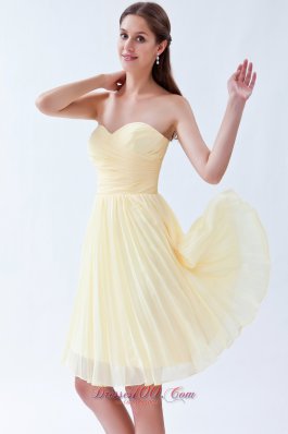 Pleated Light Yellow Empire Bridesmaid Dama Dresses