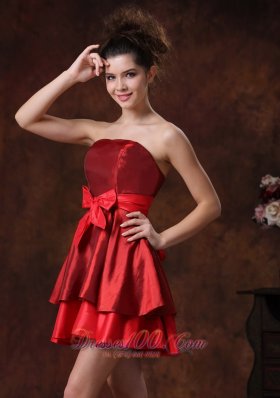 Bowknot A-Line Red Mini-length Strapless Bridesmaid Dress