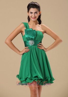 One Shoulder Bow Green Prom / Homecoming Dress