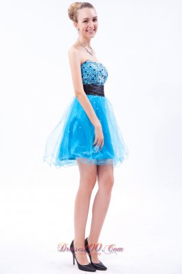 Sky Blue Beading Mini Black Prom Dress