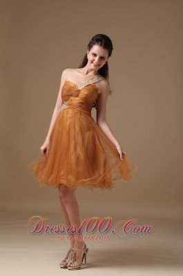 Knee-length Beading Prom Dress Beaded Twisted Bust