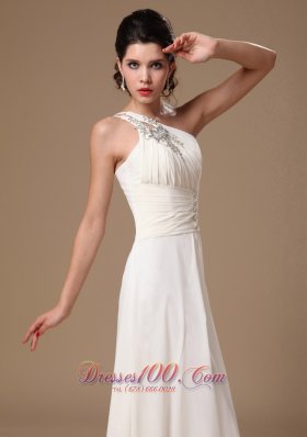 One Shoulder White Chiffon Beaded Prom Evening Gowns