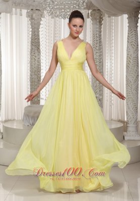 V-neck Light Yellow Chiffon Prom Homecoming Dress