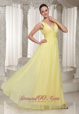 V-neck Light Yellow Chiffon Prom Homecoming Dress