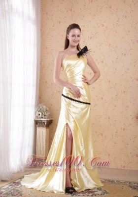 Ruched One Shoulder Light Yellow Prom Evening Dress