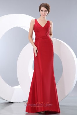 Red Column V-neck Ruch Bridesmaid Dress For Party