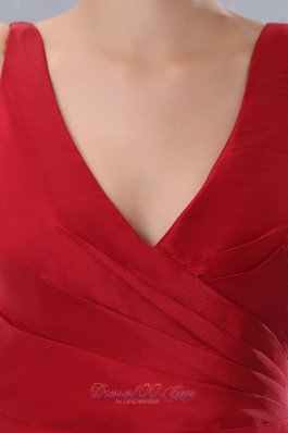 Red Column V-neck Ruch Bridesmaid Dress For Party