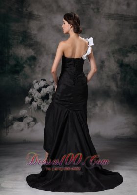 Black One Shoulder Mermaid Prom Homecoming Dress Ruch