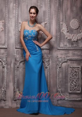 Blue Column Strapless Chiffon Appliques Prom Dress