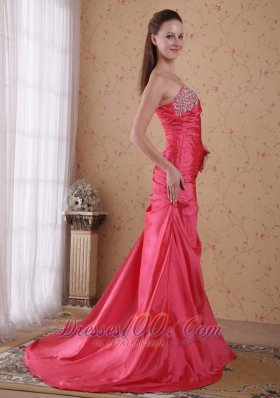 Red A-line Sweetheart Beading Prom Celebrity Dress