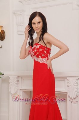 Red Column Sweetheart Chiffon Appliques Prom Dress