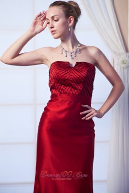 Wine Red Column Strapless Prom Dress Satin Beading