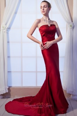 Wine Red Column Strapless Prom Dress Satin Beading