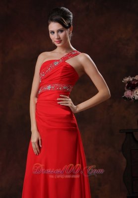 One Shoulder Red Chiffon Prom Evening Dress Beaded Decorate