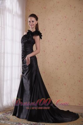 Formal Black A-line Court Train Prom Celebrity Dress