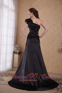 Formal Black A-line Court Train Prom Celebrity Dress