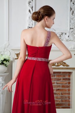 Red Empire One Shoulder Brush Train Beading Prom Dress