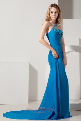 Fashionable Blue One Shoulder Brush Train Beading Prom