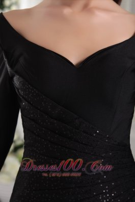 Long Sleeves V neck Black Mother of the Bride Dress