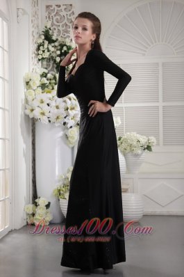 Long Sleeves V neck Black Mother of the Bride Dress