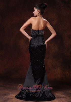 Brush Black Prom Celebrity Dress with Beads Decorate