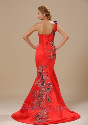 Embroidery Red One Shoulder Prom Celebrity Dress Mermaid Style