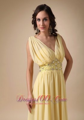 V-neck Chiffon Yellow Prom Celebrity Dress Pleated