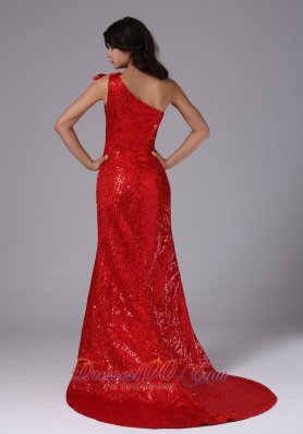 Bowknot One Shoulder Sequin Overlay Brush Evening Gown