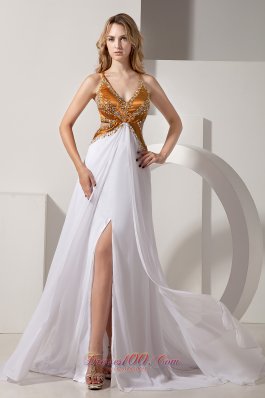 Seductive Two-toned White V-neck Evening Dress With Front Slit