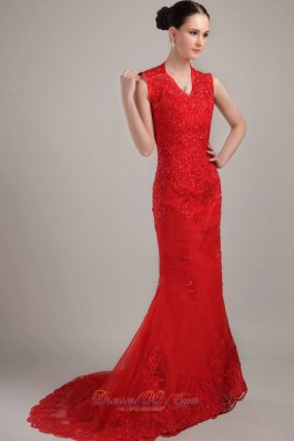 Lace Mermaid Red Prom Celebrity Dress with Peekaboo Keyhole