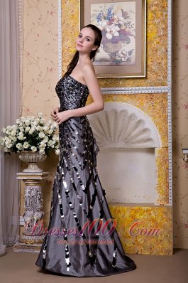 Exquisite Black Sequined Strapless Evening Celebrity Dress 2013