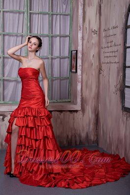 Wine Red Strapless Prom Celebrity Dress Cathedral Train Slit Ruffled