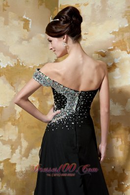 Black Asymmetrical Shoulder Chapel Train Chiffon Prom Celebrity Dress