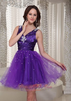 V-neck Purple Organza Homecoming Dress Beaded