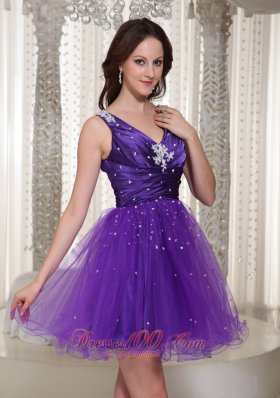 V-neck Purple Organza Homecoming Dress Beaded