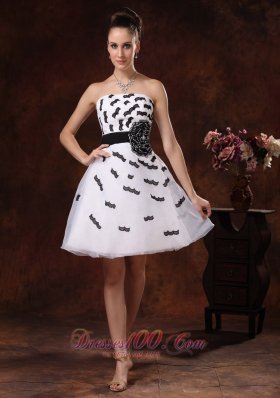 Black and White Appliques and Hand Flower Belt Cocktail Dress