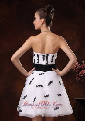 Black and White Appliques and Hand Flower Belt Cocktail Dress