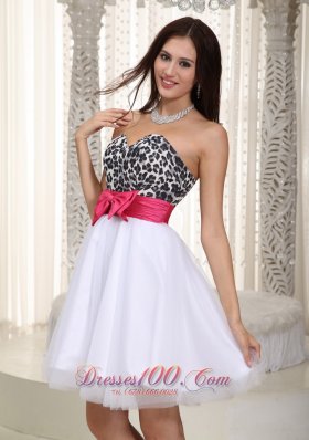 Leopard Bow Sweetheart Knee-Length Prom Dress