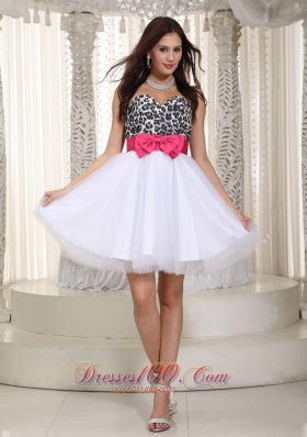 Leopard Bow Sweetheart Knee-Length Prom Dress