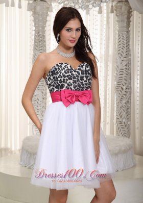 Leopard Bow Sweetheart Knee-Length Prom Dress